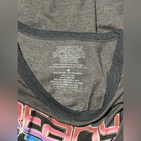 EUC Ready Player One Crewneck High Score Multicolor Graphic Tee size medium - Picture 9 of 9